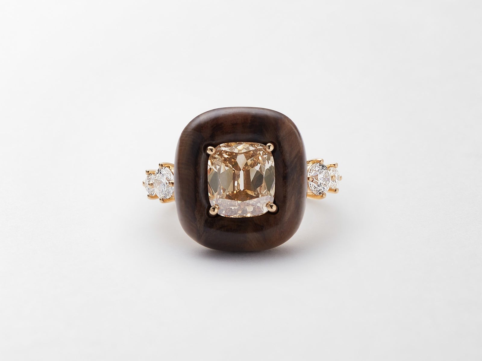 Fernando Jorge High Signal Cushion ring, sculptural yellow gold with cushion-cut stone